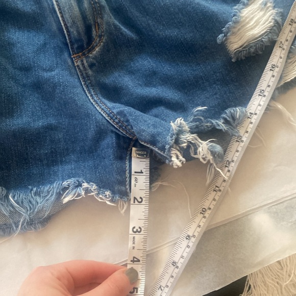 Garage favorite shorts - Picture 7 of 7